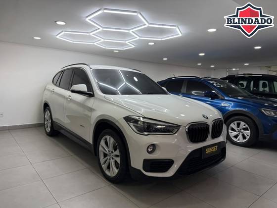 BMW X1 2.0 16V TURBO ACTIVEFLEX SDRIVE20I 4P AUTOMÁTICO BMW X1 2.0 16V TURBO ACTIVEFLEX SDRIVE20I 4P AUTOMÁTICO